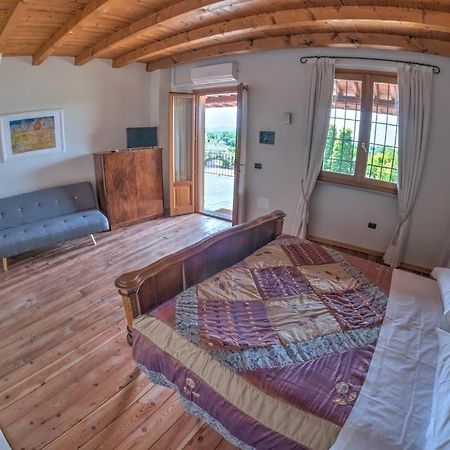 Agriturismo Villa Antonella Изео Екстериор снимка