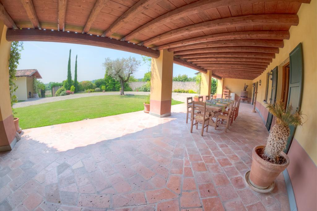 Agriturismo Villa Antonella Изео Екстериор снимка